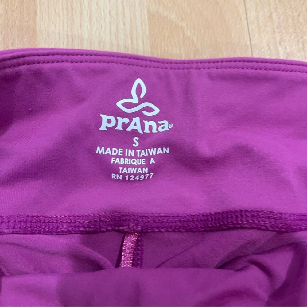 Prana Cropped Leggings bundle of 2 Black and Fuchsia Women’s size S - Picture 2 of 4